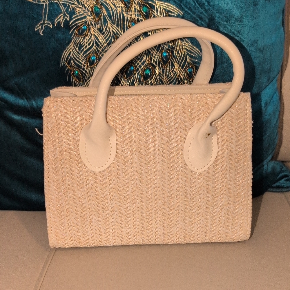 Chic Cream Woven Tote Bag With Removable Strap
